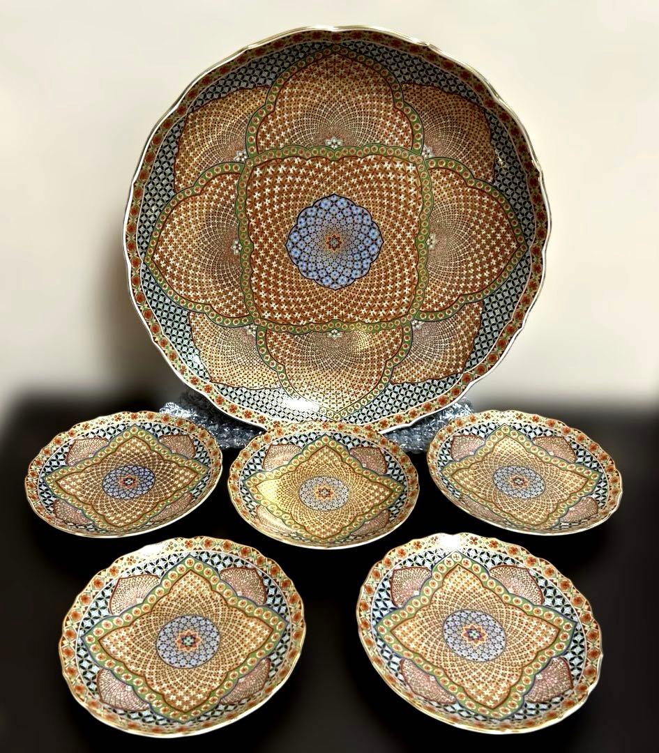 前畑陶器　庫山窯　金襴手　銘々皿揃　５枚セット　輪花皿　献上手　金彩　色絵　更紗