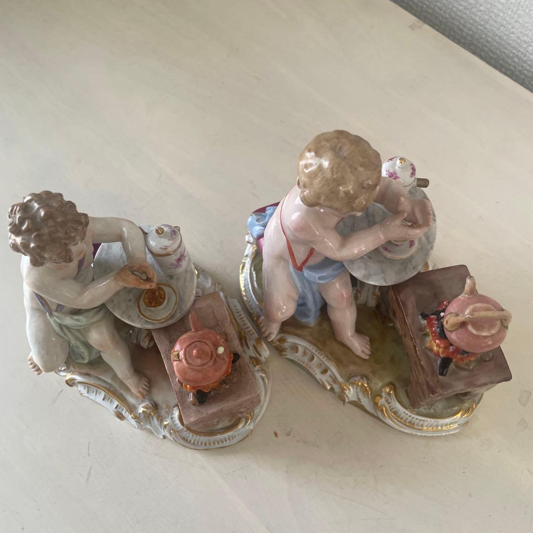 マイセン「ホットチョコレートを作る天使」四大元素:火　19世紀　フィギュリン