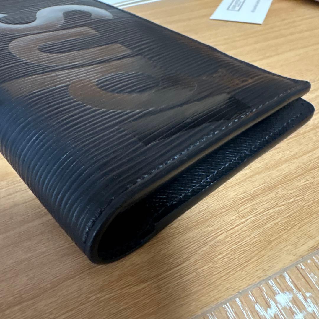 ルイヴィトン シュプリーム コラボ ポルトフォイユ ブラッザ 長財布 黒 エピ