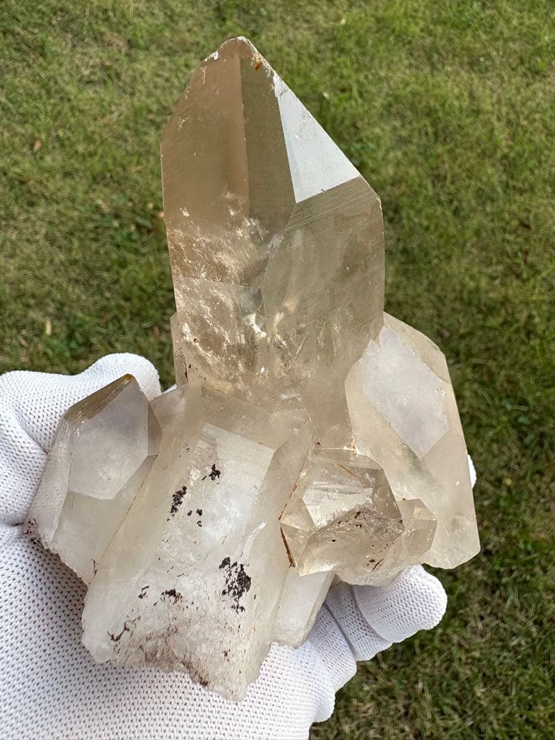 【匿名発送】クル渓谷産 ライトスモーキー水晶（セルフヒールド）