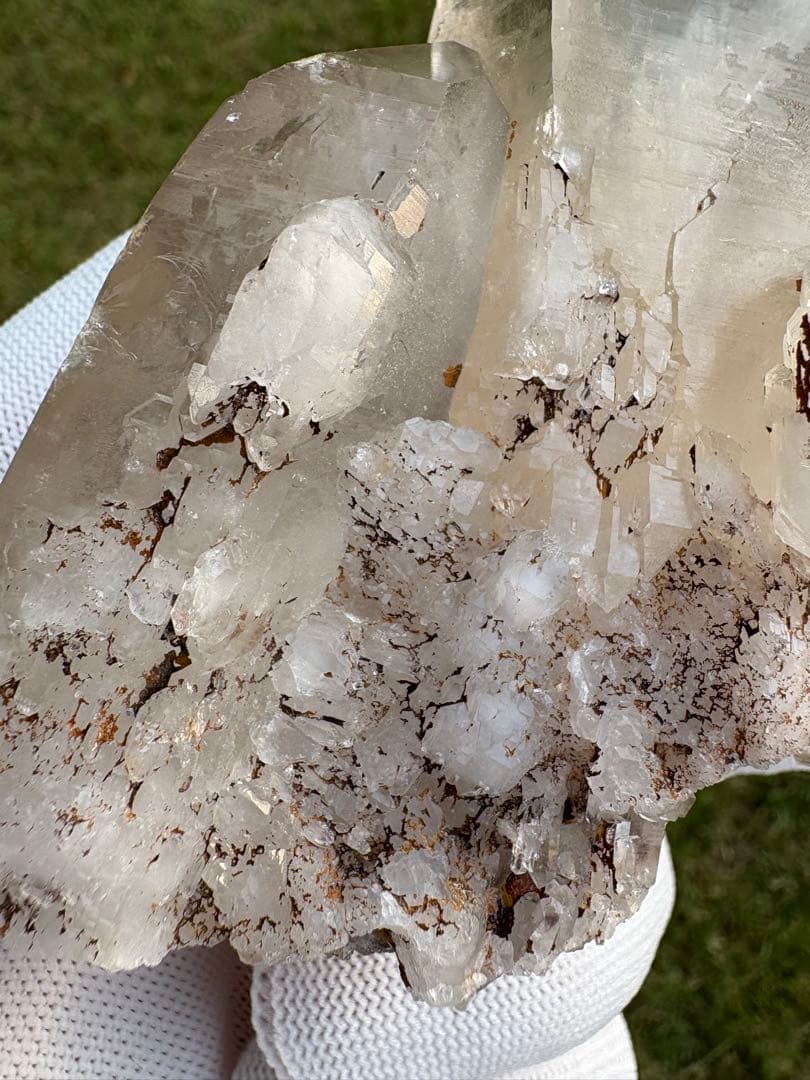 【匿名発送】クル渓谷産 ライトスモーキー水晶（セルフヒールド）