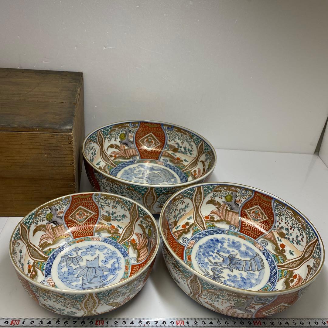 古伊万里　染錦　三ツ鉢　直径24.7・22・19㎝　タサオ　東な7-0305②