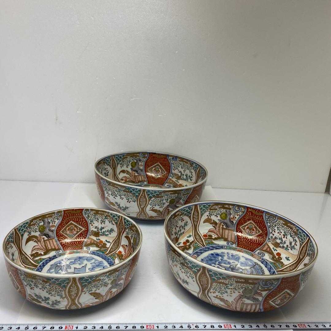 古伊万里　染錦　三ツ鉢　直径24.7・22・19㎝　タサオ　東な7-0305②