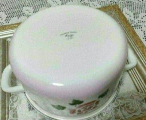 0764:マニー・イマン好き!マニーローズ　琺瑯キャセロール20 新品・未使用