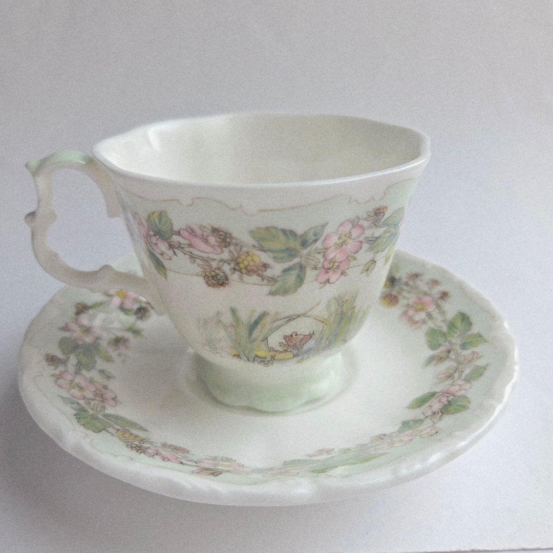 ロイヤルドルトン　ブランベリーヘッジ　春　夏　2客セット　未使用