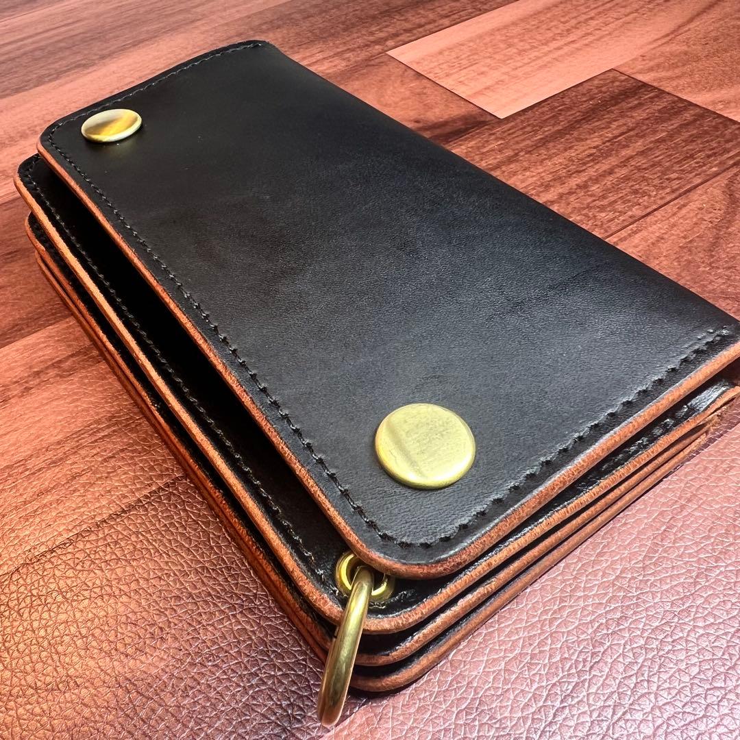 【トラッカーウォレット ミドル3層】ブラック 茶芯 ゴールド