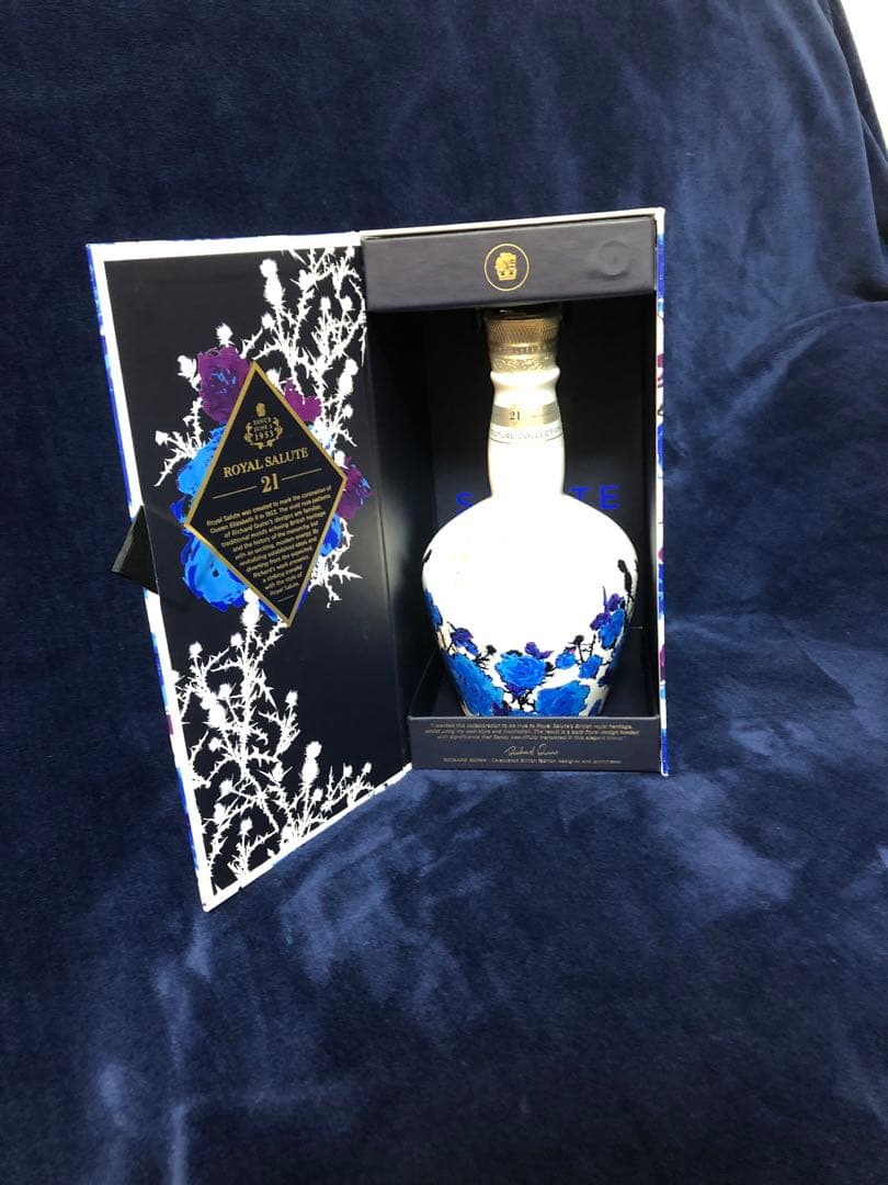 【限定デザイン】ロイヤルサルート21年　リチャードクインエディション　外箱付き