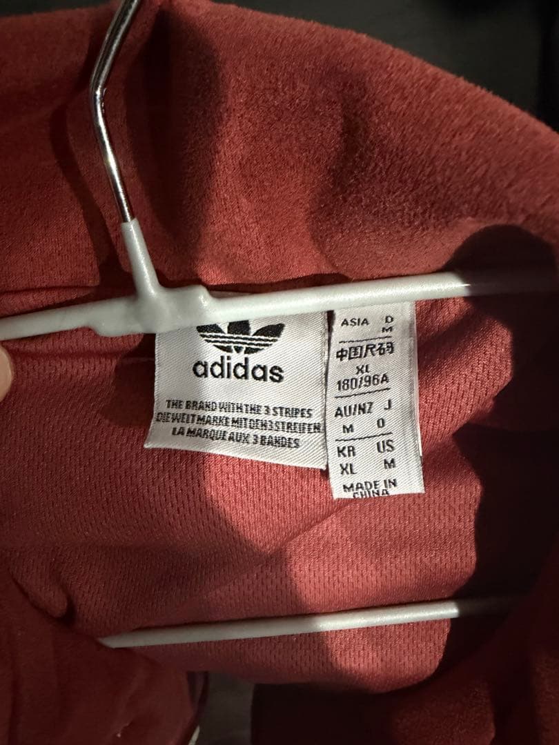 adidasアディダス 中国限定 蛇年トラックジャケット 赤