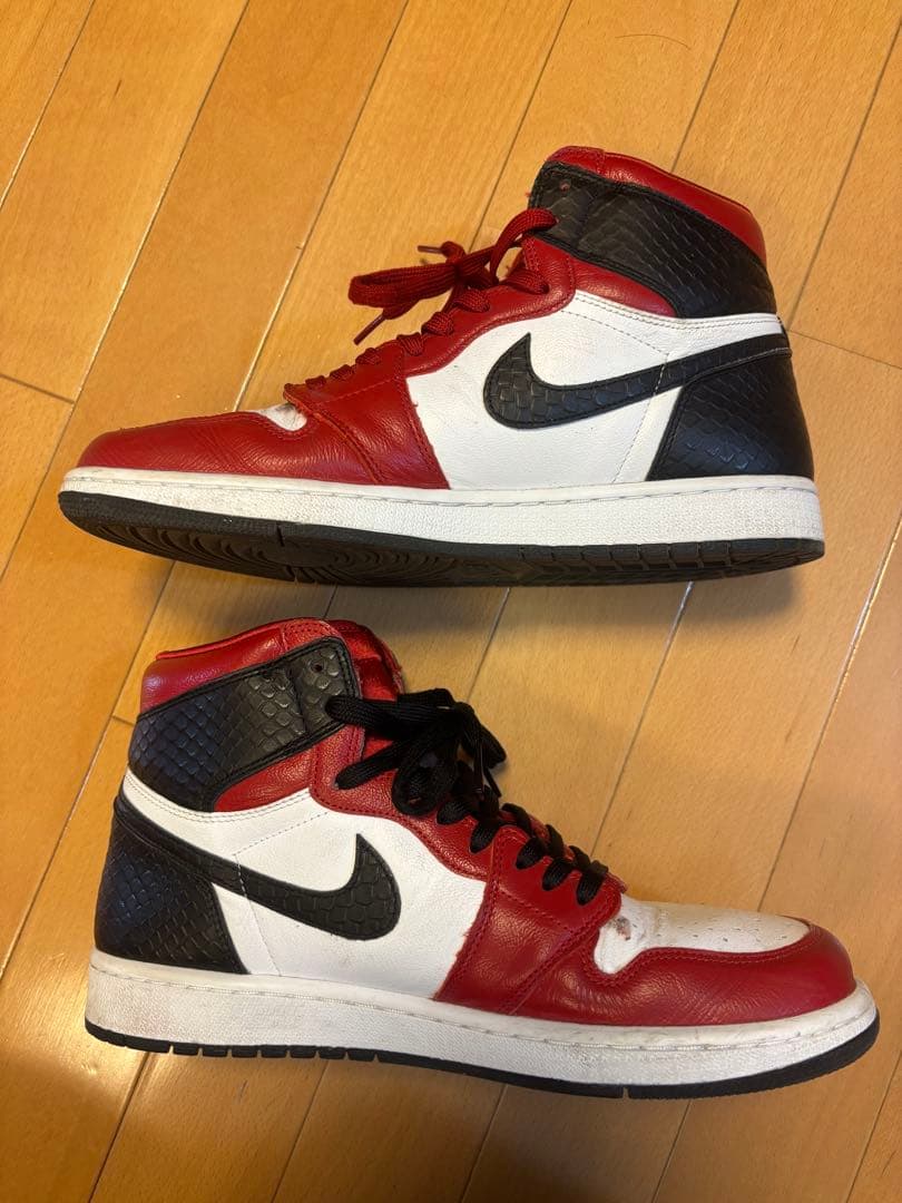 Nike Air Jordan 1 Satin Red aj1 ジョーダン