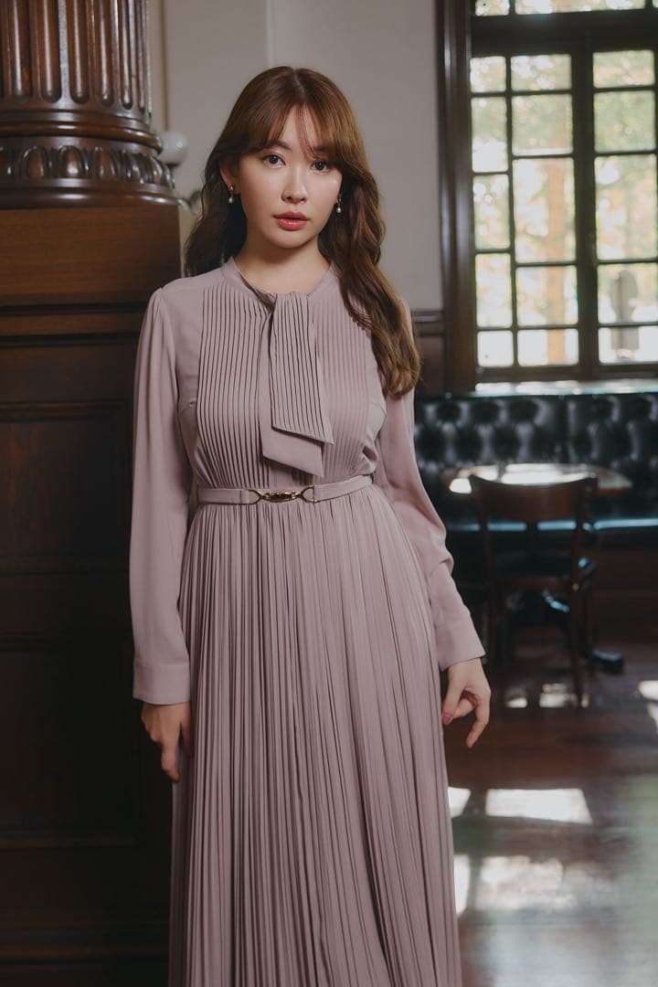 ワンピース herlipto Viola Bow Pleated Dress