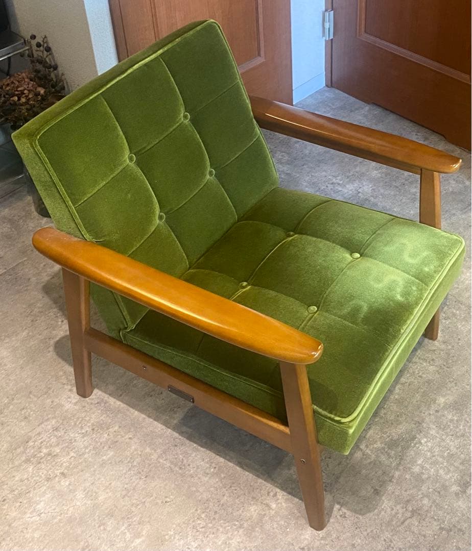 カリモク60 Kチェア　モケットグリーン　1シーター（送料5,000込）