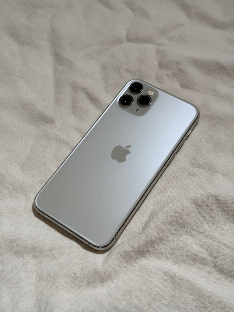 スマートフォン本体 iPhone11pro 256GB