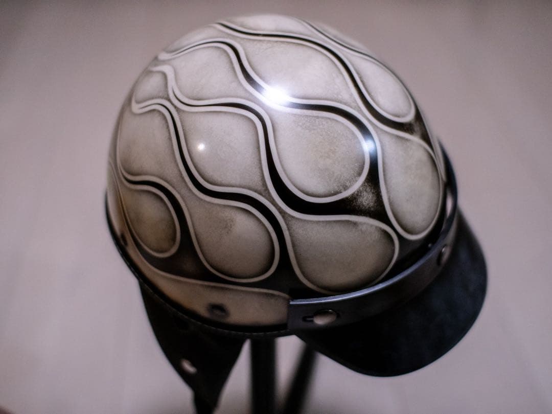 L 新品未使用　ポリヘル　ポリス　ヘルメット アイボリーエイジング黒フレア