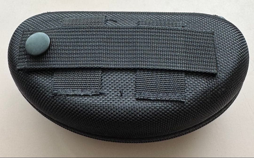 ESS スポーツサングラス ケース付き