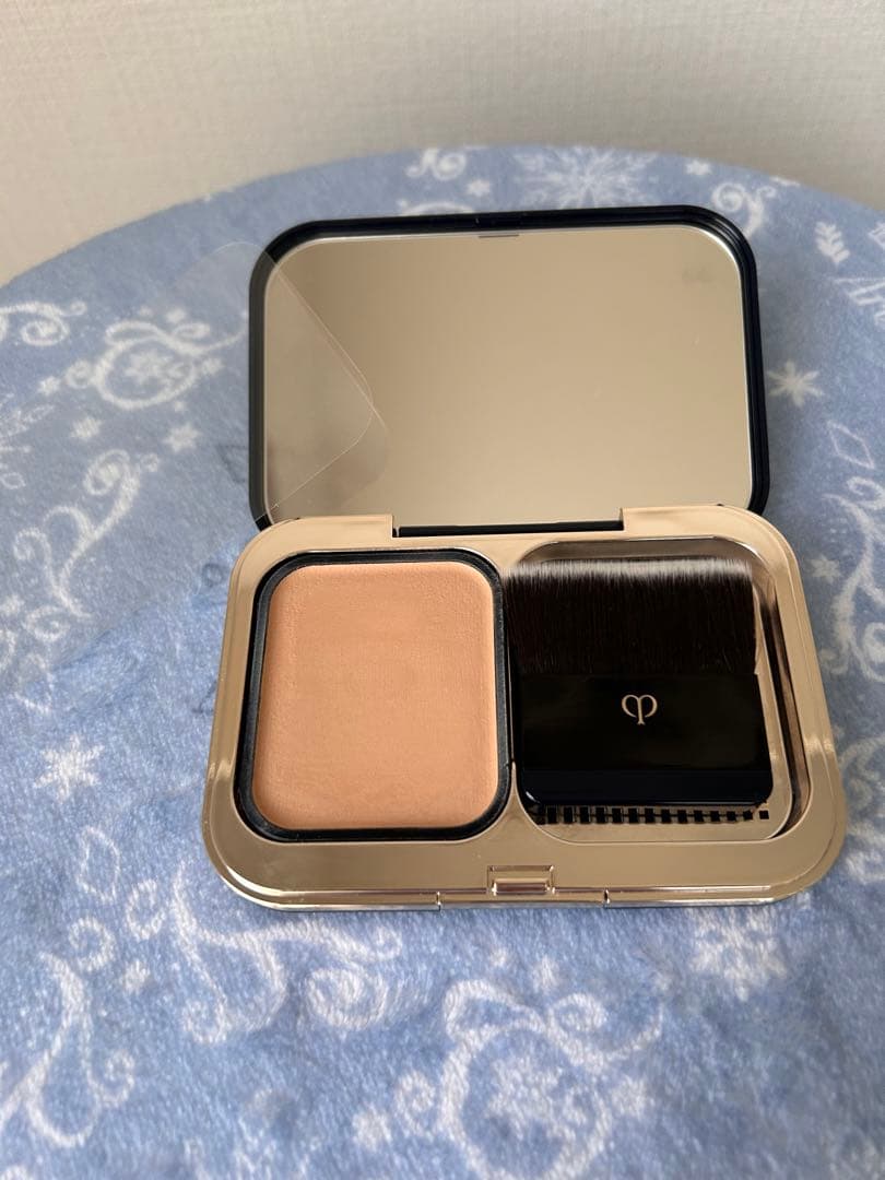 資生堂　クレドポー　ヴォワールコレクチュールｎ　タンプードルエクラⅡ