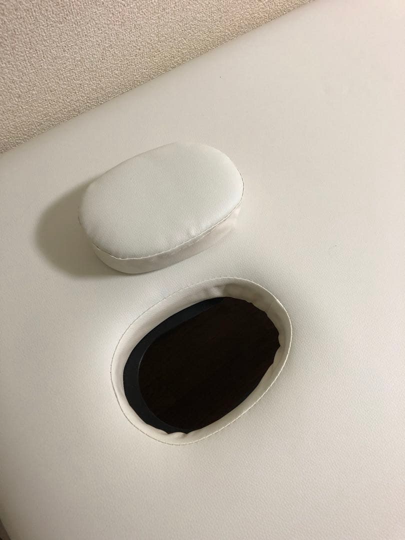 折りたたみエステベッドホワイト ビューティーガレージ