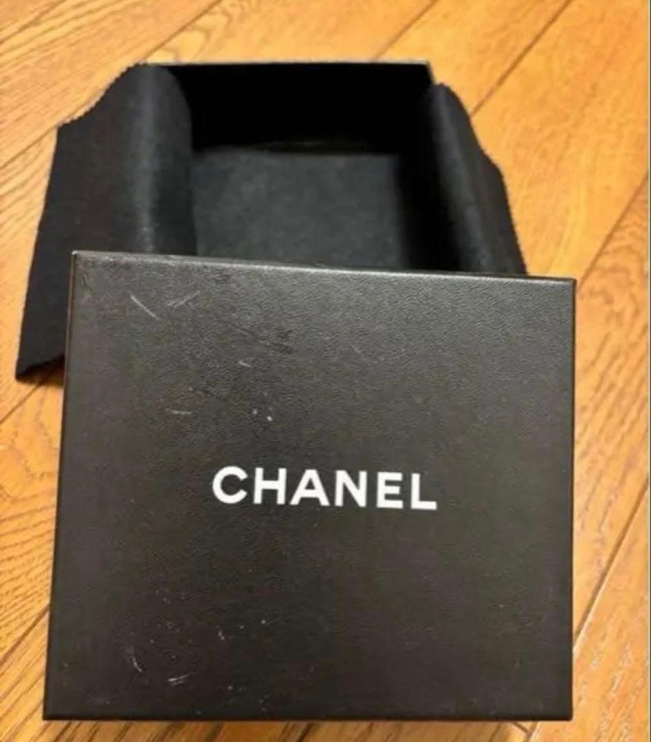 CHANEL シャネル 二つ折り財布