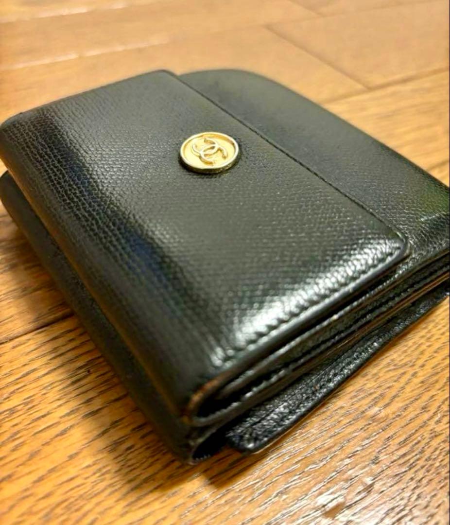 CHANEL シャネル 二つ折り財布