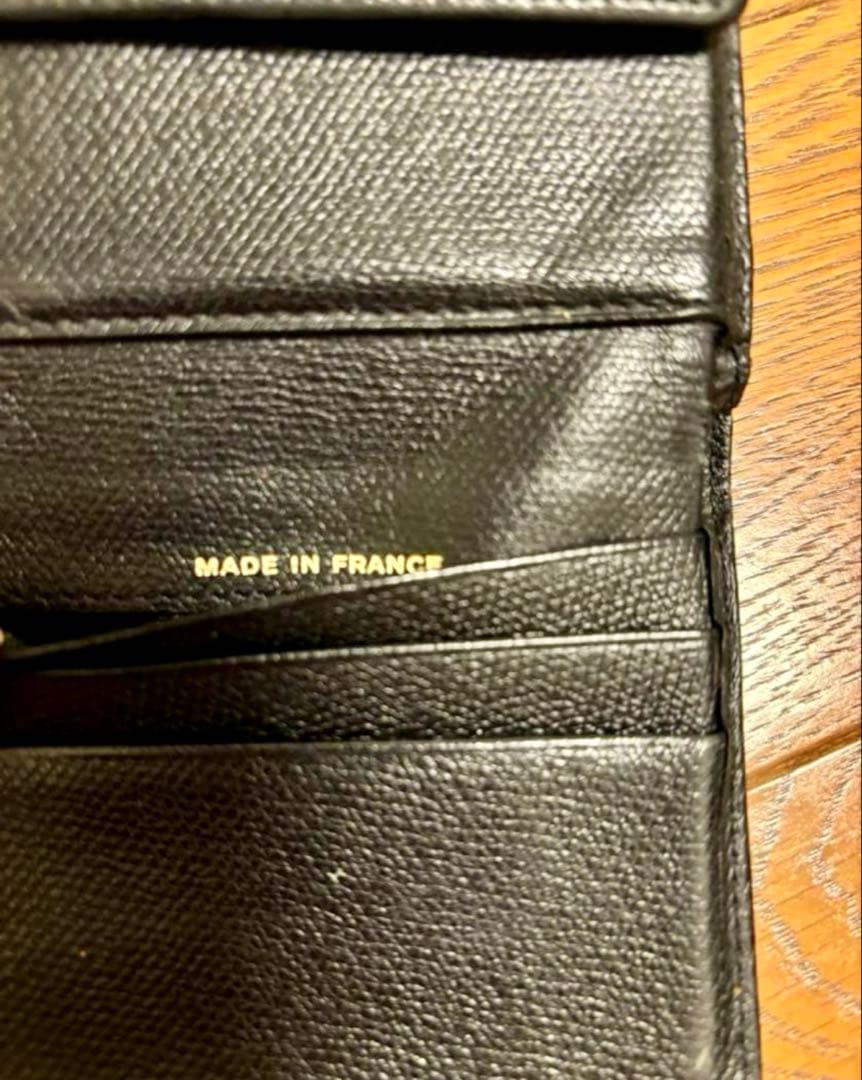 CHANEL シャネル 二つ折り財布