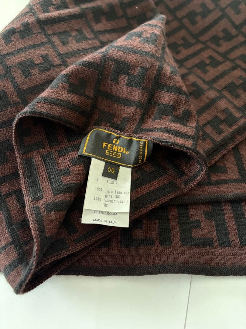 Fendi フェンディ ロゴパターン マフラー