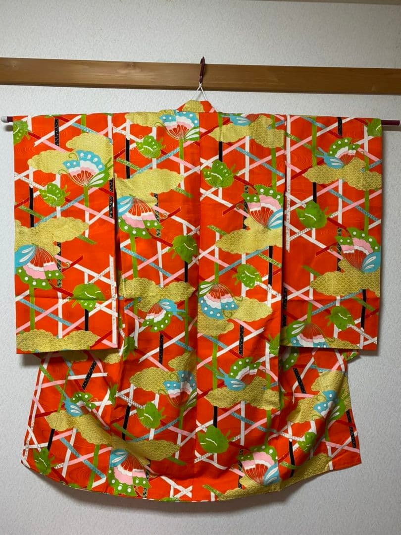 No.81正絹アンティーク子供着物七五三着丈111センチ裄丈53.5センチ