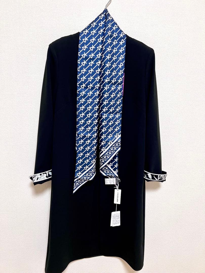 レオナールパリ　スカーフ