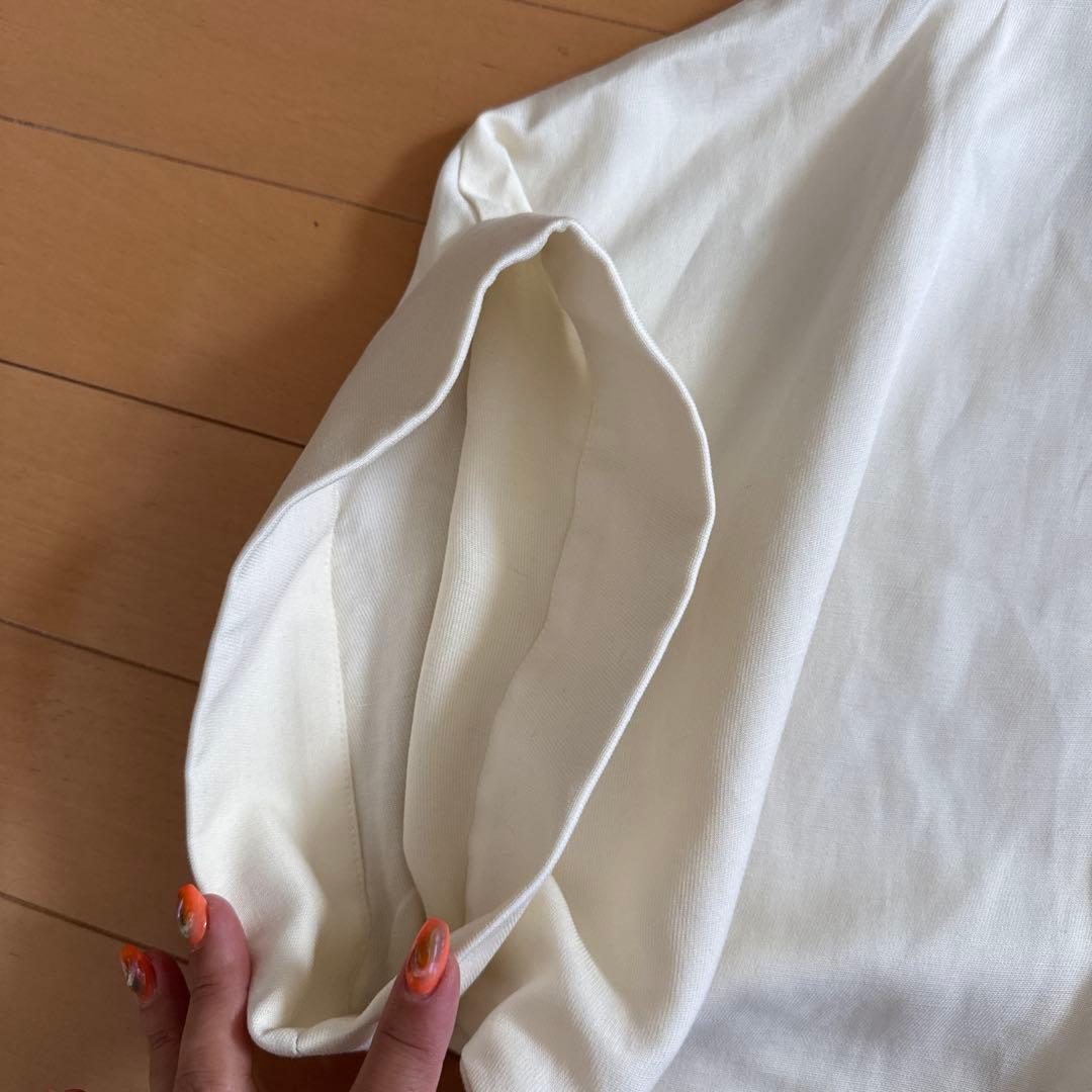 アダムエロペ　ショートシャツジャケット　キナリ　完売アイテム　オーバーサイズ