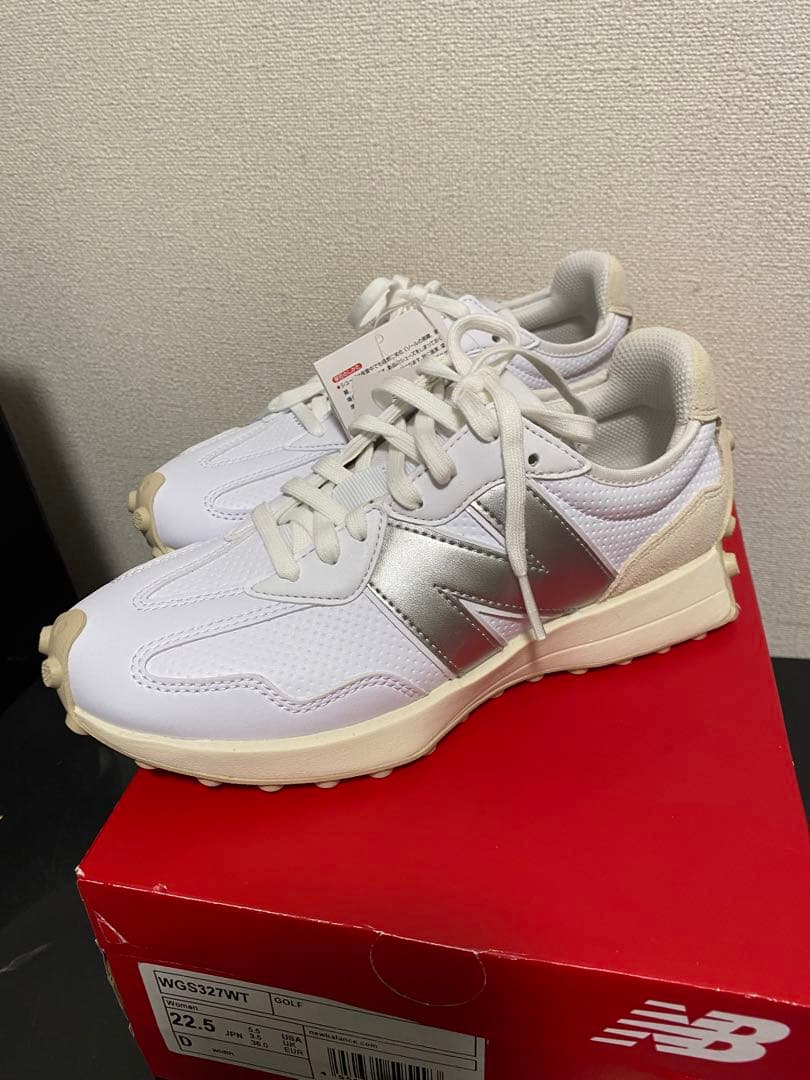 ニューバランスゴルフシューズ　WGS327
