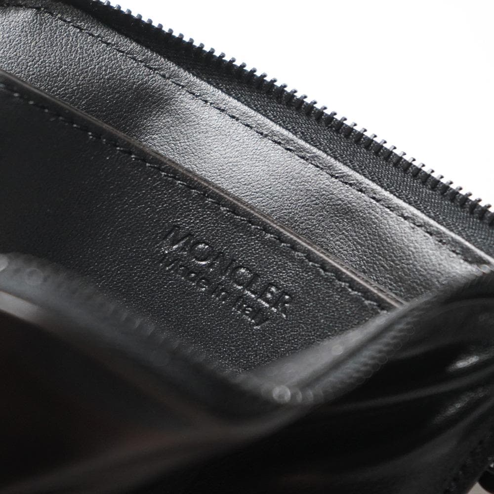 新品【 MONCLER モンクレール 】ストラップ付ロゴ レザーウォレット/財布