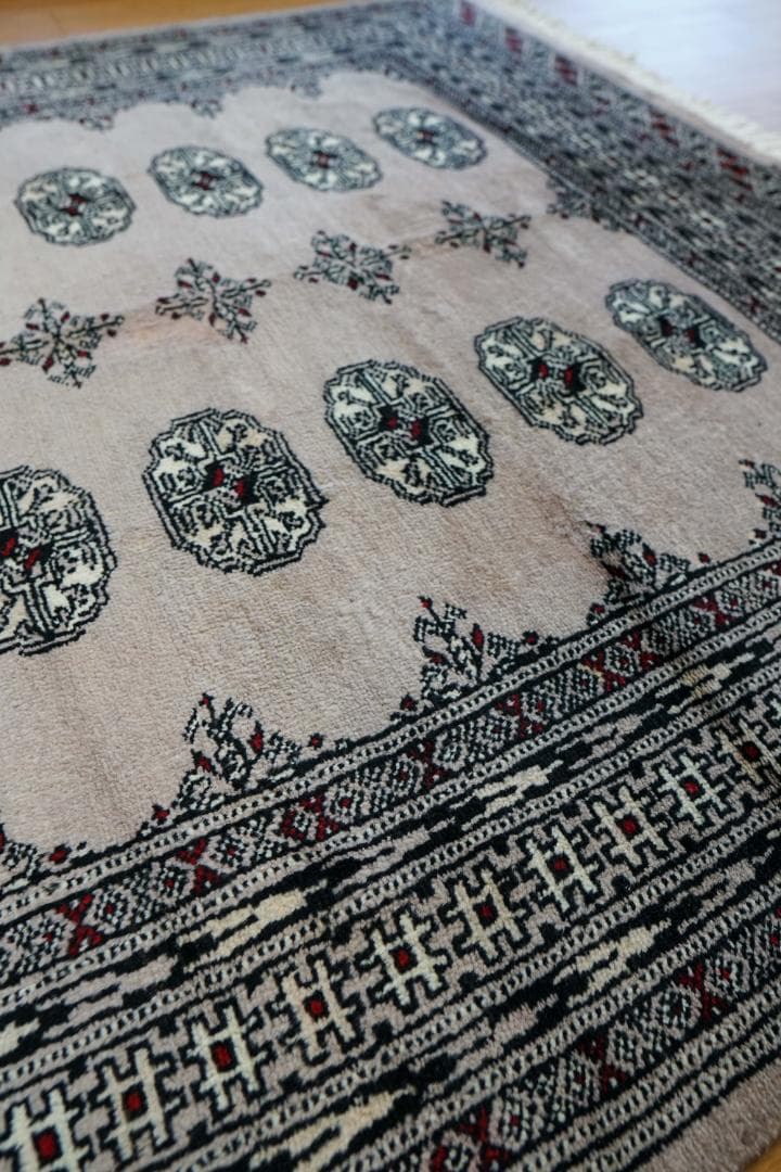 ヴィンテージラグ トライバルラグ　ブハラ　ラホール産 (148×129cm)