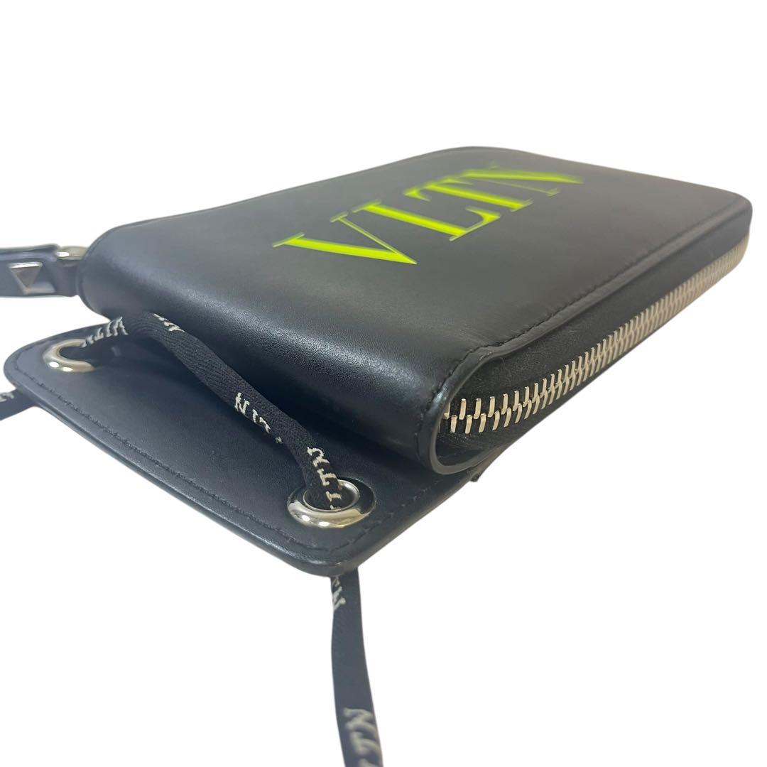 ヴァレンティノ　ショルダーウォレット　ネックストラップウォレット　VLTN