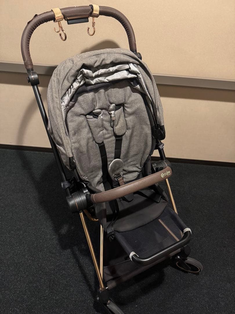 Nene サイベックス　ベビーカー