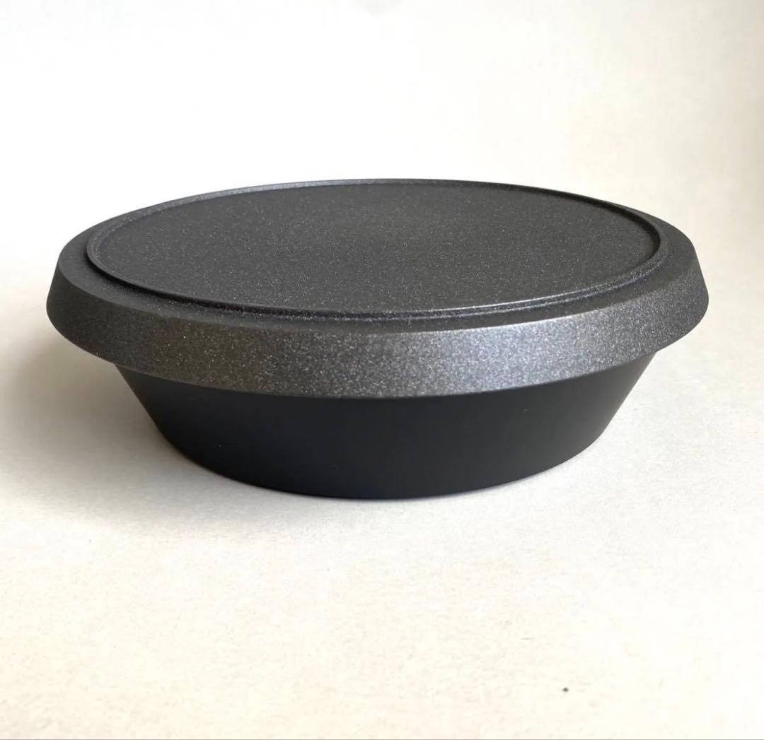 稀少品　皿と鉢の三段重　漆　ブラック　パーティー　デザイン　デザインアワード受賞