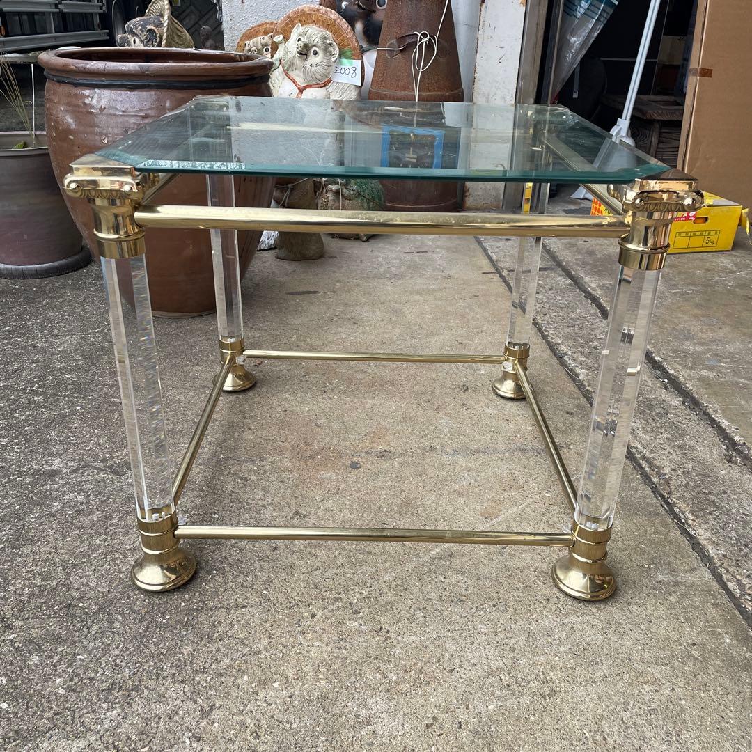 サァラ麻布のオルセニゴ ガラス サイドテーブル洗練された魅力的なデザイン