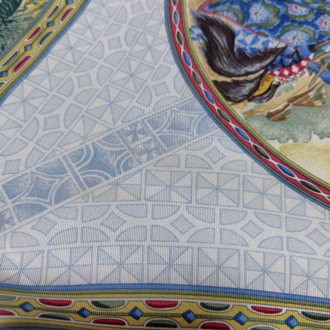 HERMES ネイビー スカーフ　カレ90 動物プリント　美品♡