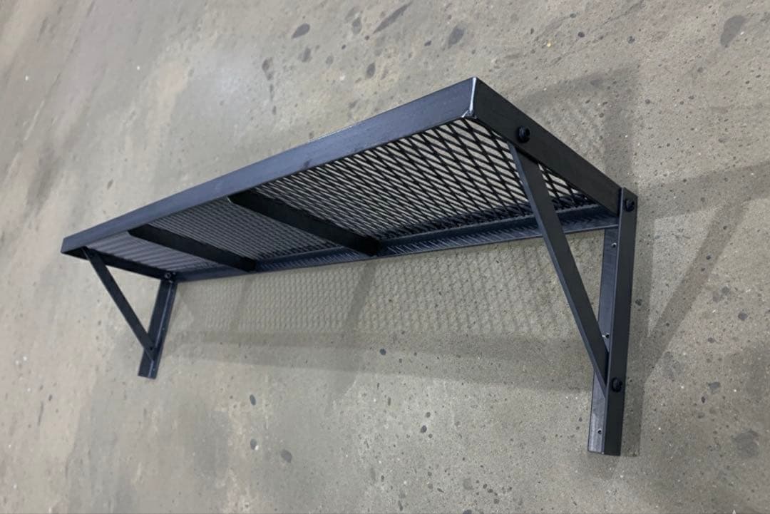 アイアンウォールシェルフ　壁付けラック　インダストリアル