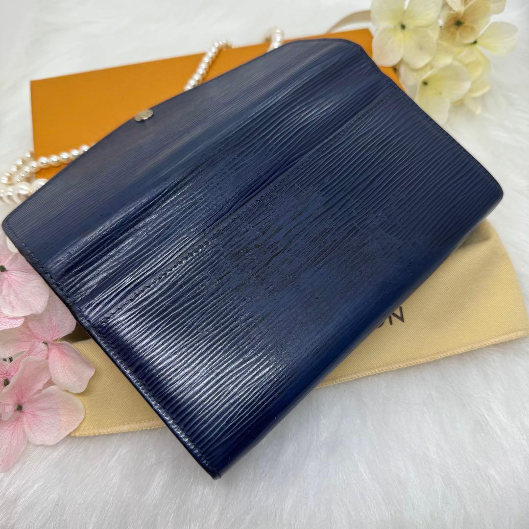 ルイヴィトン エピ ポルトフォイユ サラ 長財布 ブルー ネイビー 新型