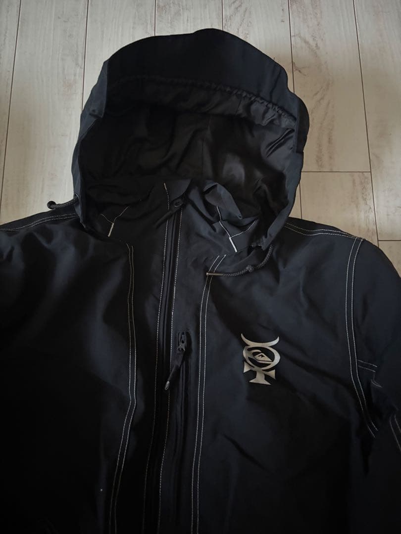 QUIKSILVER ジャケットのみ