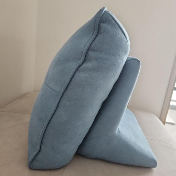 背クッション　関家具　アルフレード