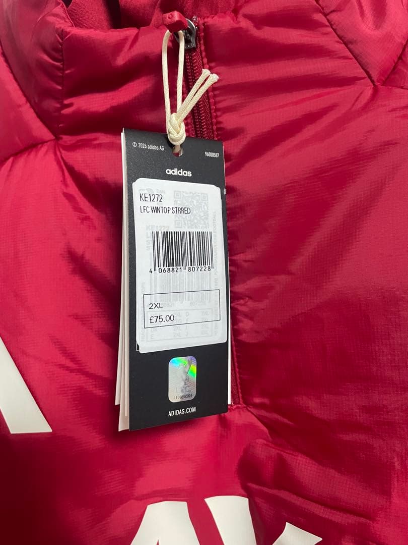 日本未発売　正規品　リバプール　トレーニング　ウォーマー　リヴァプール