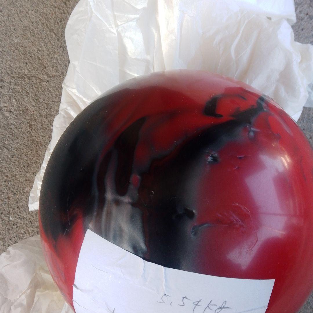 ボーリングボール　14ポンド　２点セット　ケース付き