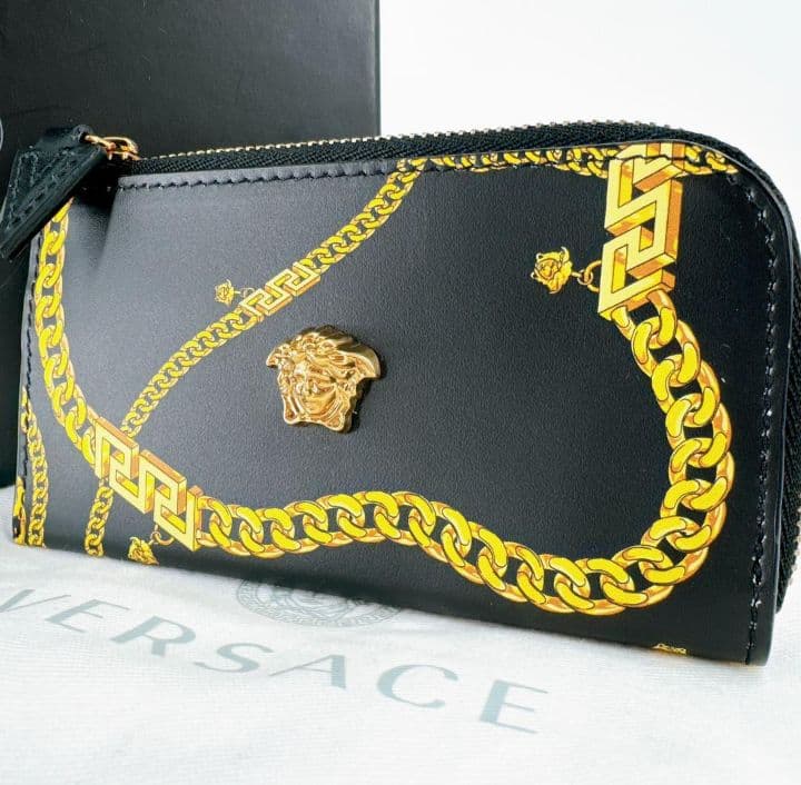 【SACHI】ヴェルサーチ ケース メデューサ カードケース 本革