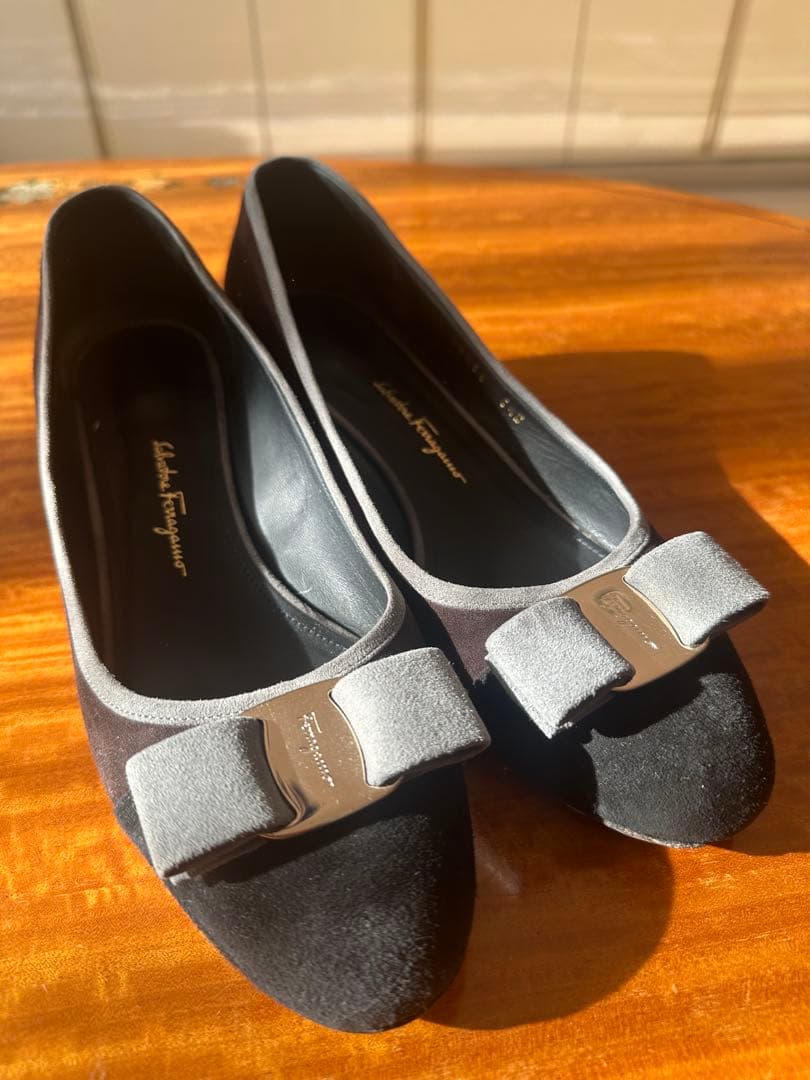 美品⭐︎フェラガモ 61/2D