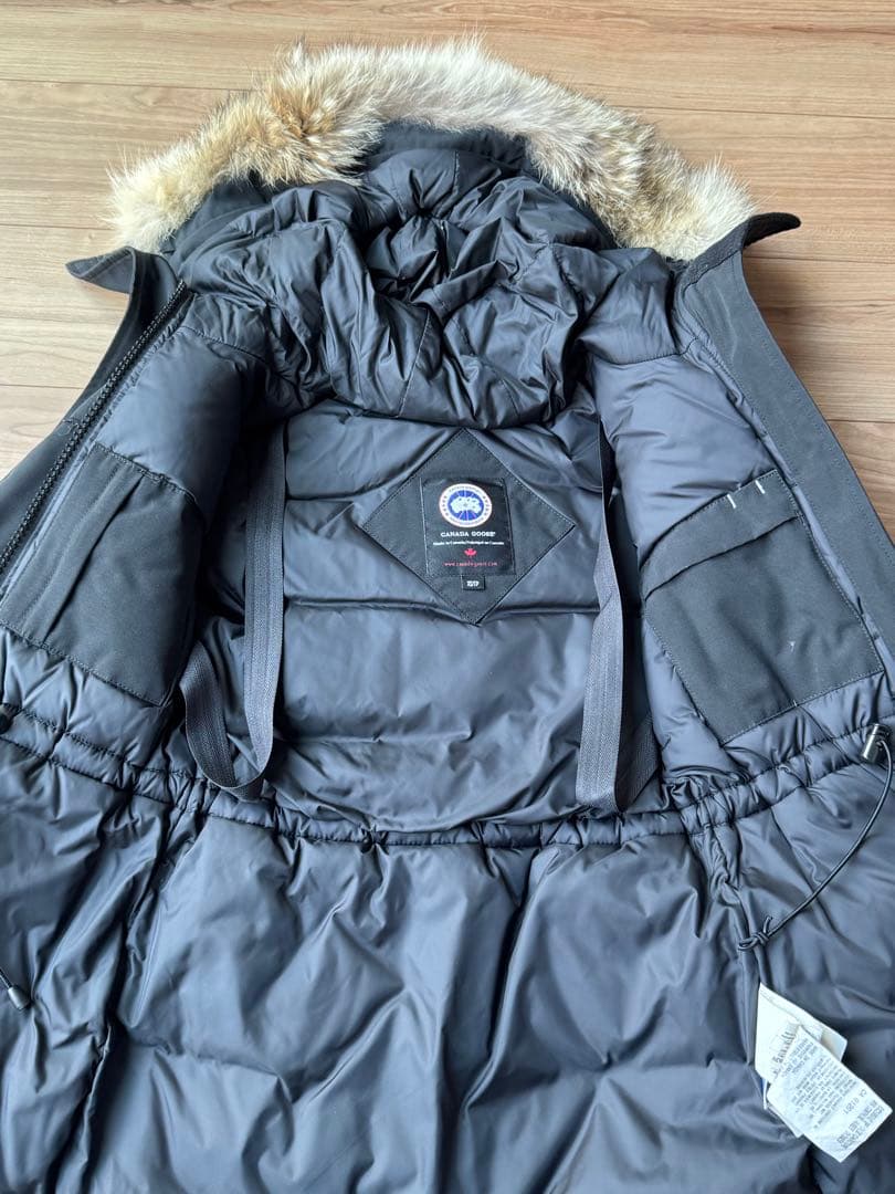けいた カナダグース　ファー付きフード ブラックダウンジャケット　XS