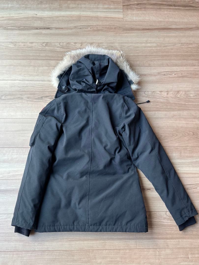 けいた カナダグース　ファー付きフード ブラックダウンジャケット　XS