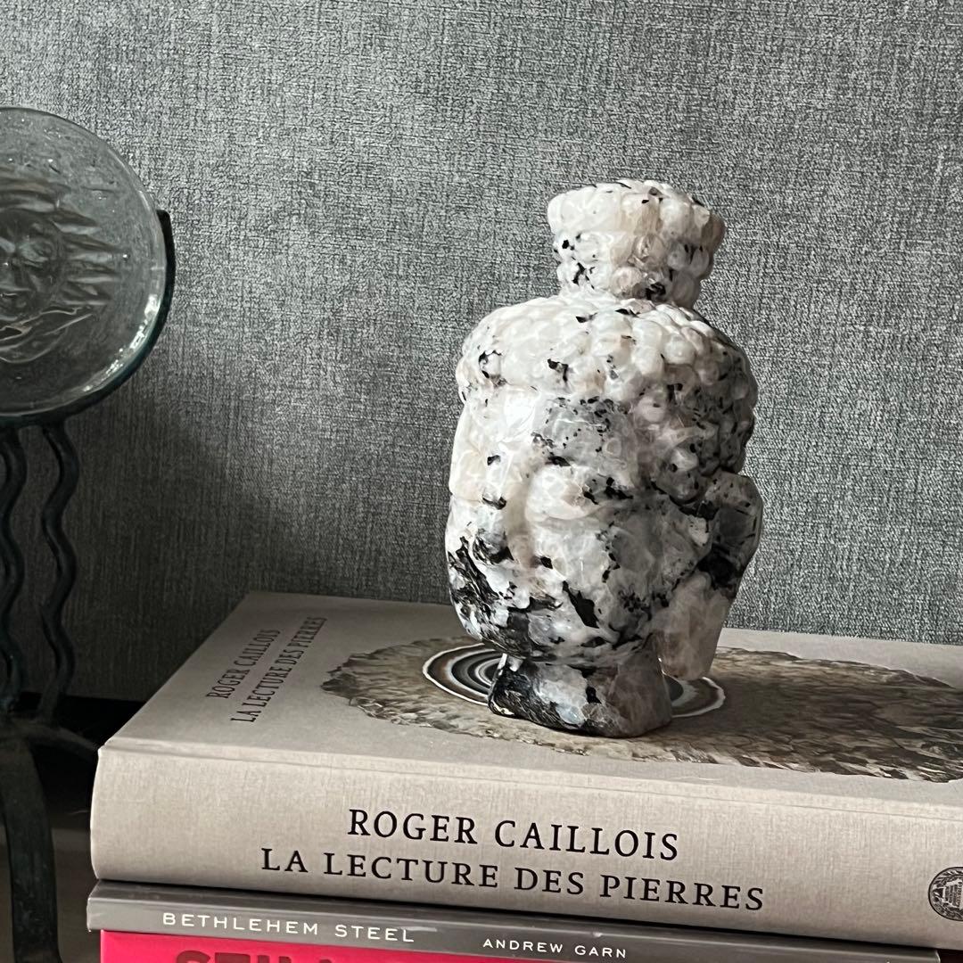 レインボームーンストーン　ブッダヘッド