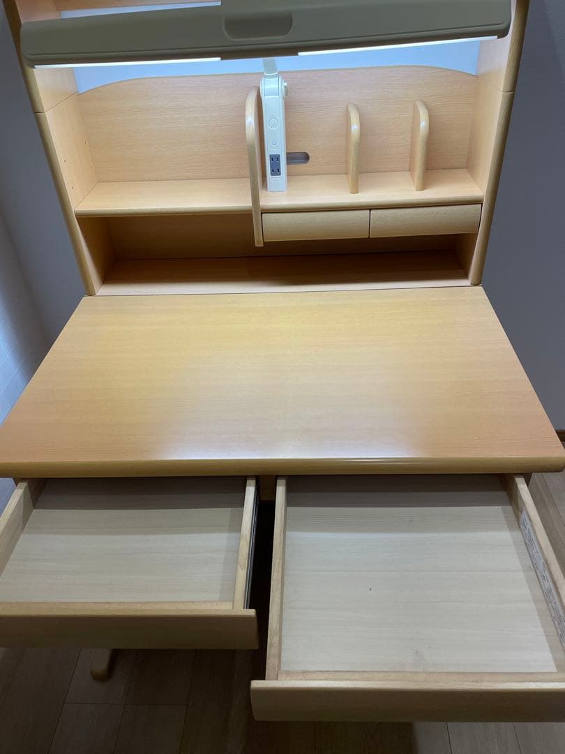 ニトリ学習机　机