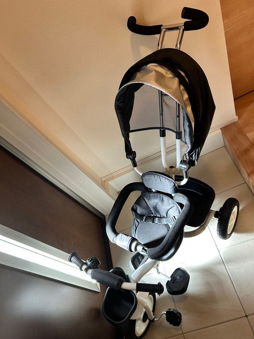 【美品！】4way 折りたたみ三輪車(白×ダークグレー)