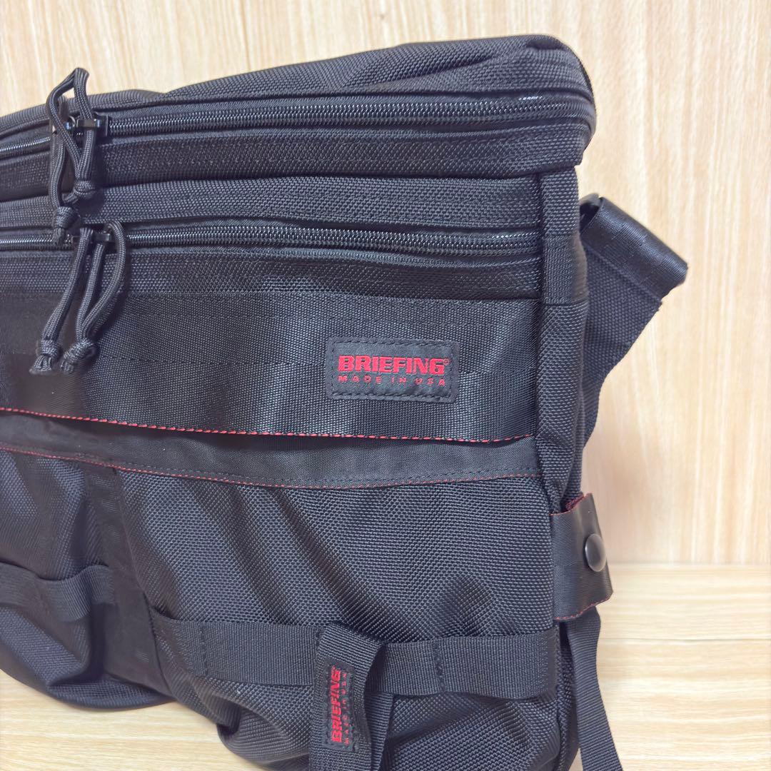 【限定 完売品】BRIEFING DUNE SHOULDER RM BLACK