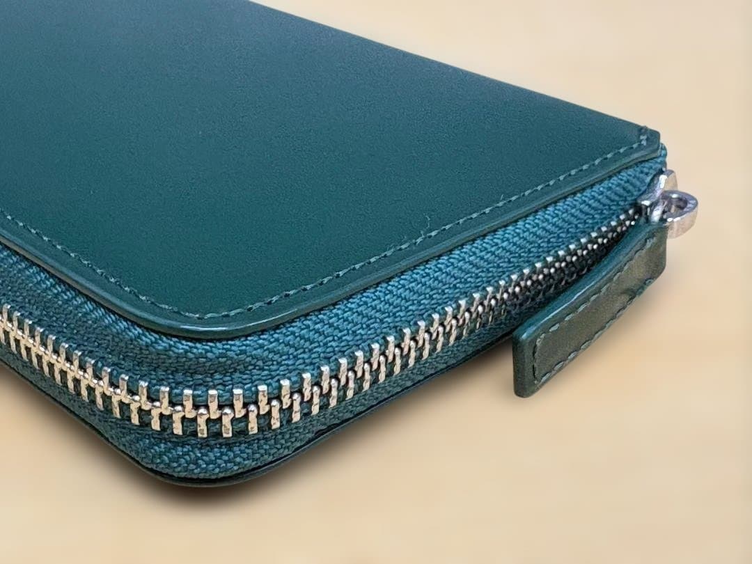 未使用プレリーPRAREラウンドファスナー長財布★コードバン日本製★A25661